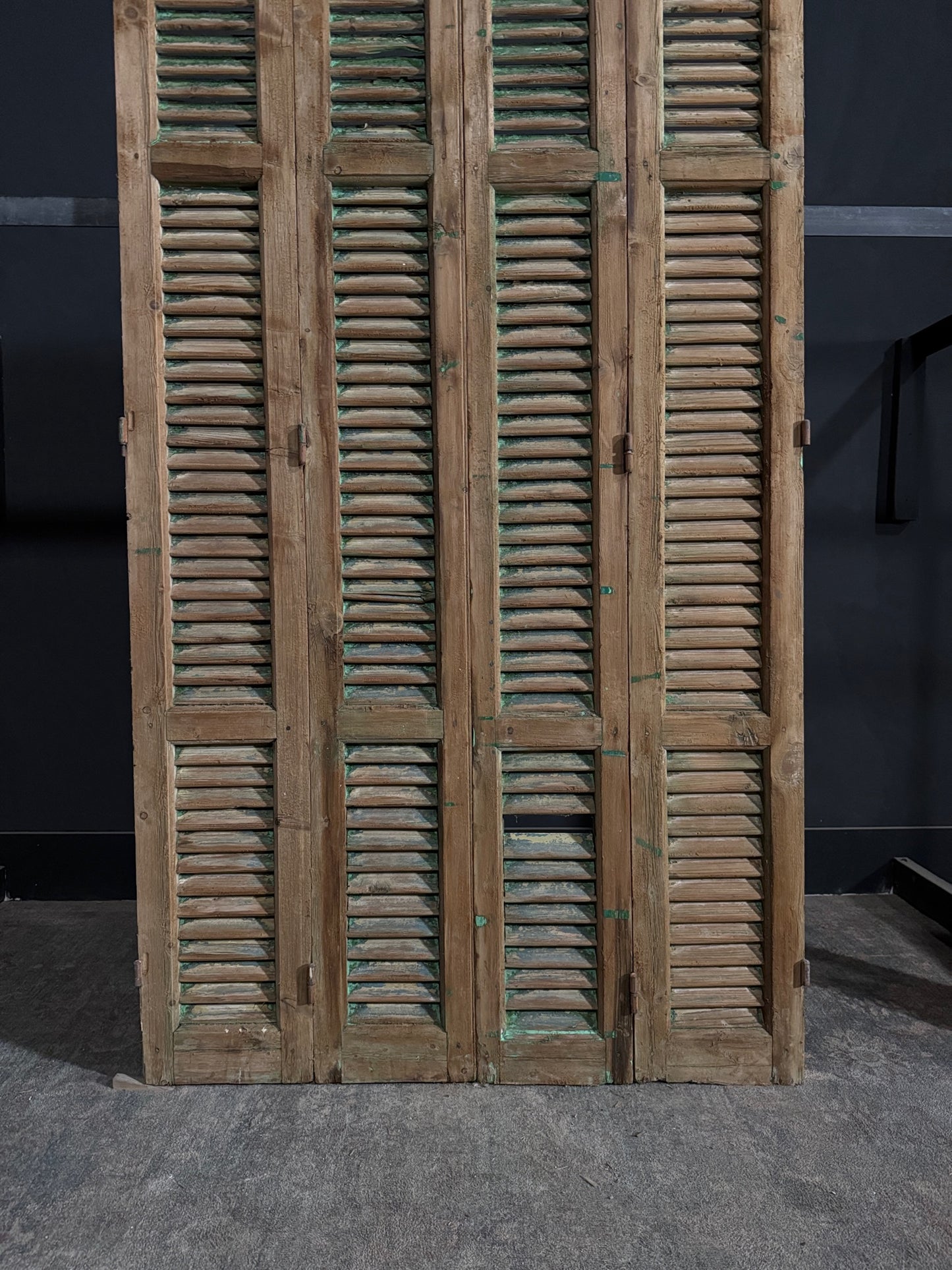 Antique Louvered Bi-Fold Doors - 44.75x84 - N300