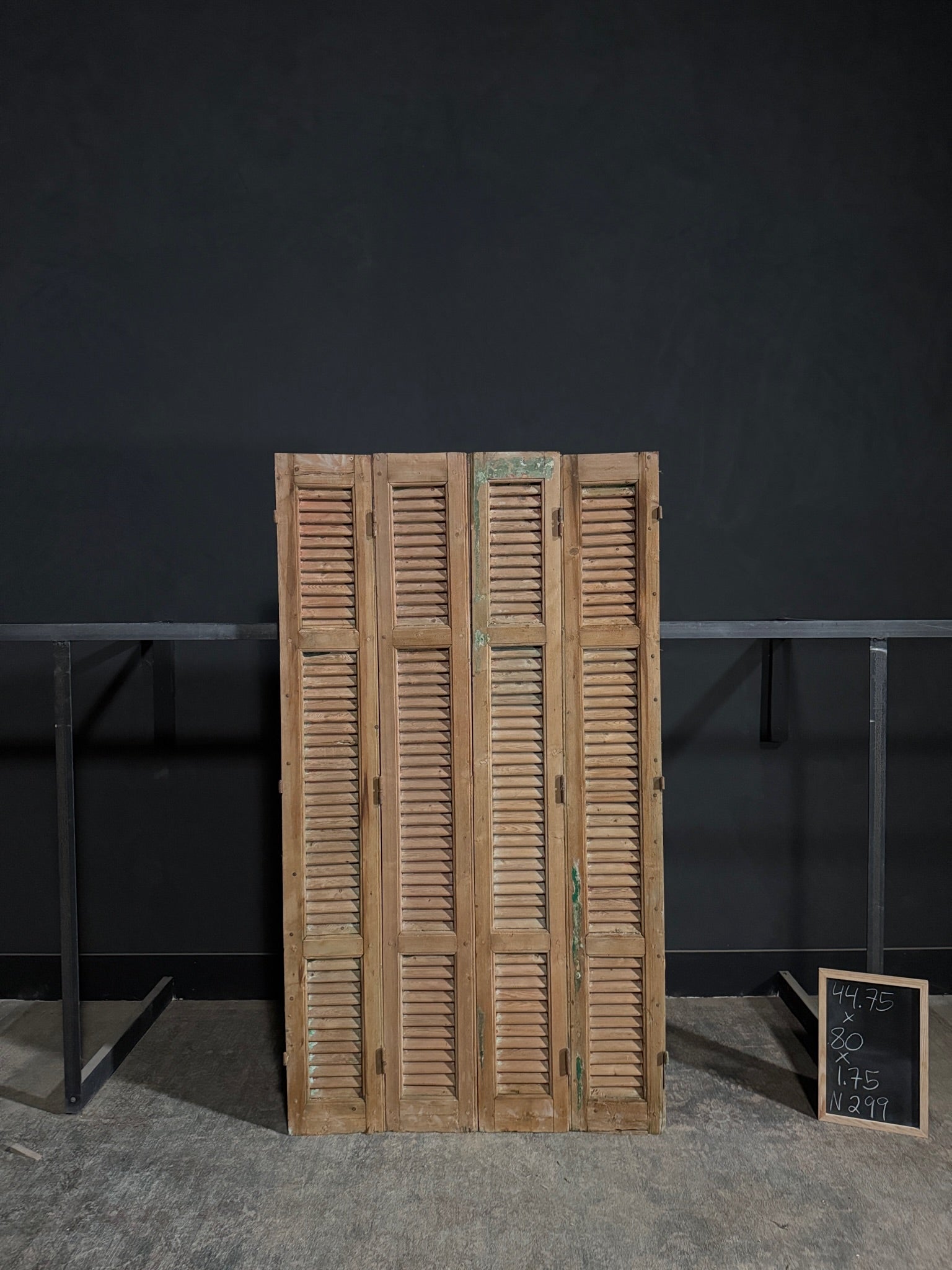 Antique Louvered Bi-Fold Doors - 44.75x80 - N299
