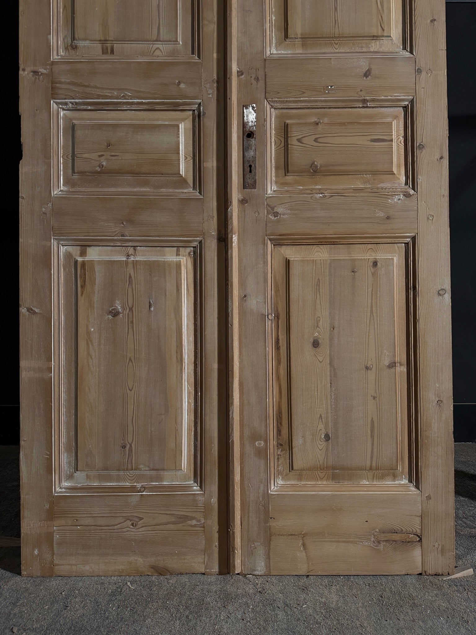 Antique Solid Double Doors - 42.5x98.5 - N557