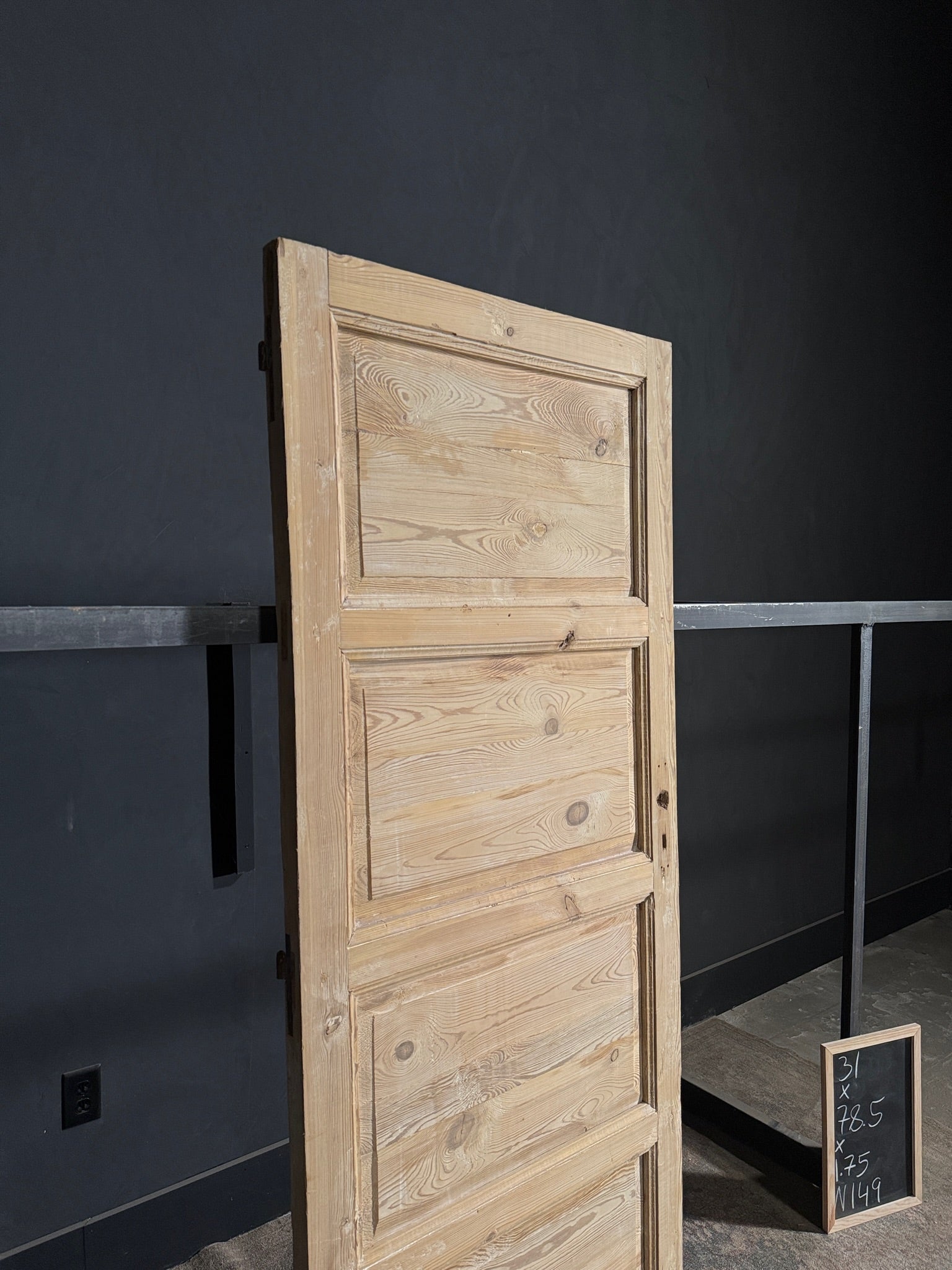 Antique 4 Panel Solid Single Door - 31x78.5 - N149