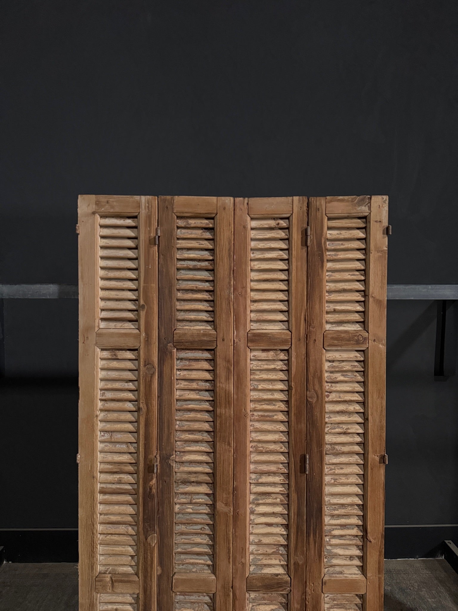 Antique Louvered Bi-Fold Doors - 40.25x71.25 - N303