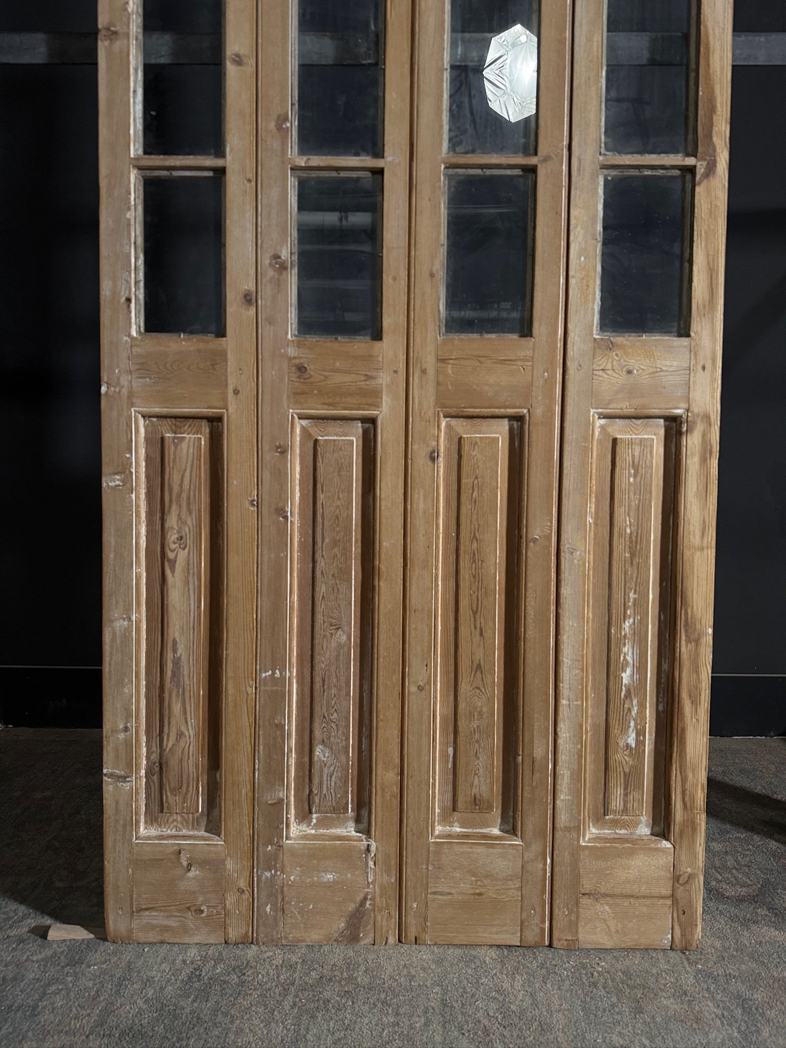 Antique Glass 3 Lite Bi-Fold Doors - 39.5x94 - N441