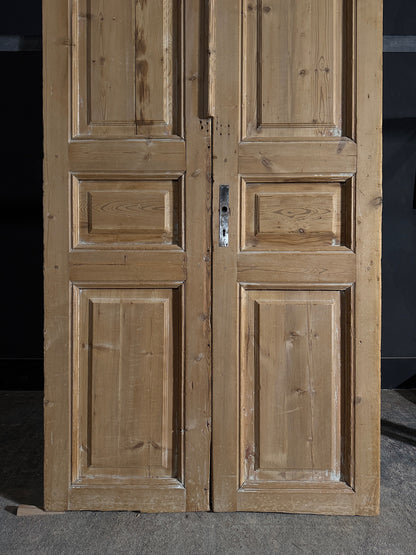 Antique 3 Panel Solid Double Doors - 41.75x93.5 - N604