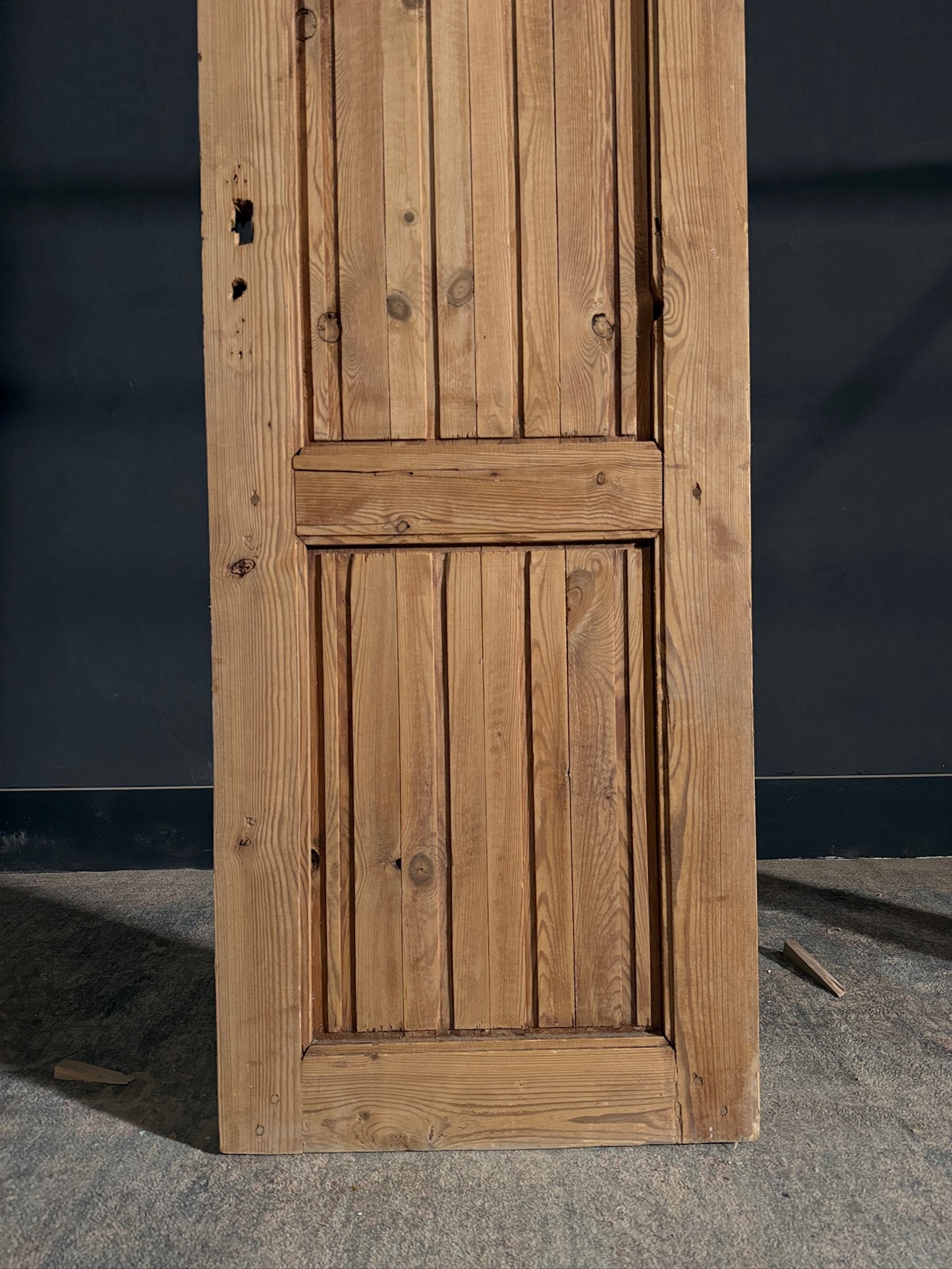 Antique Solid Single Door - 24.25x81.5 - N447