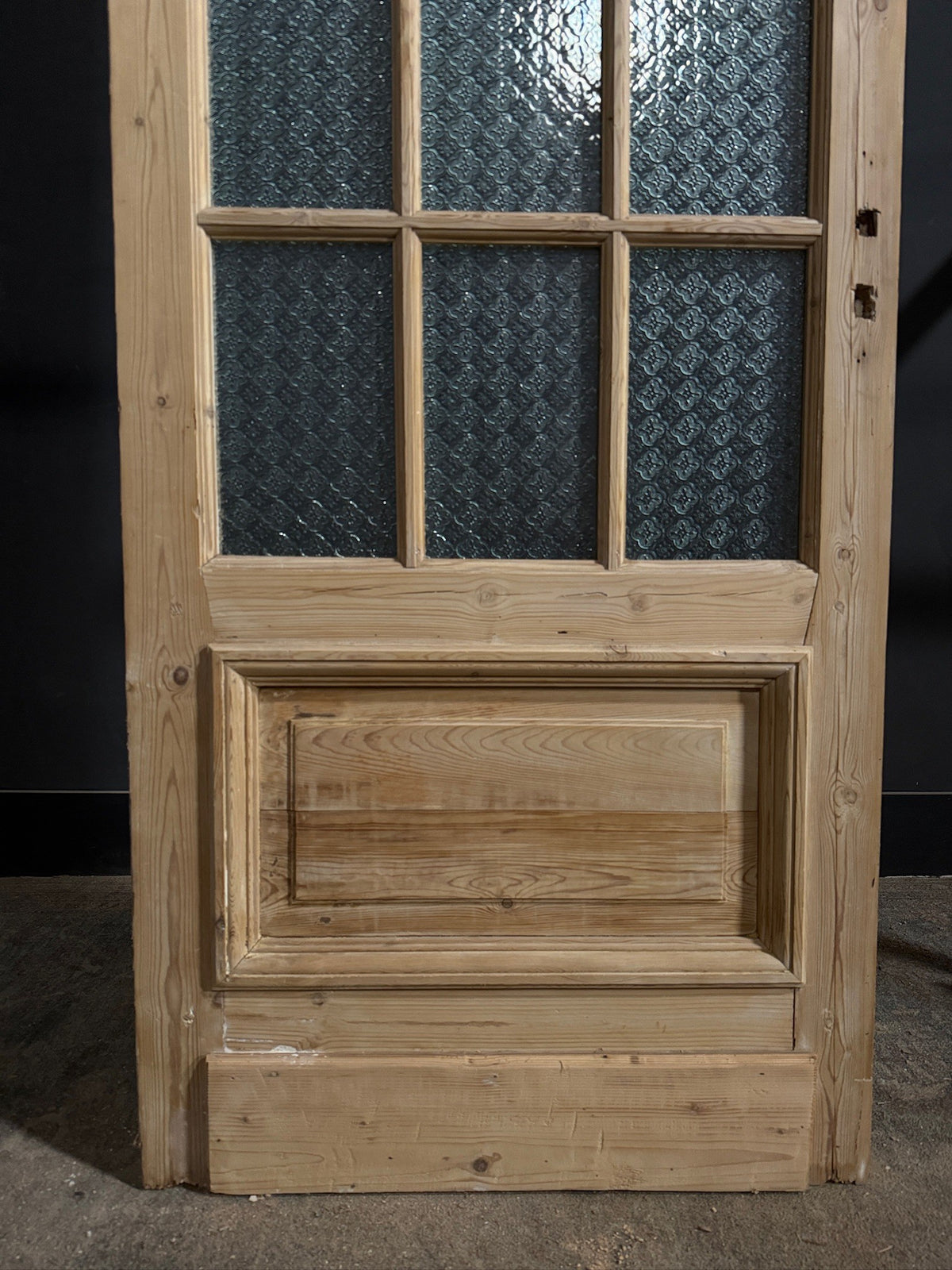 Antique Textured Glass Raised Panel Pantry Door - 32x100.5 - N789