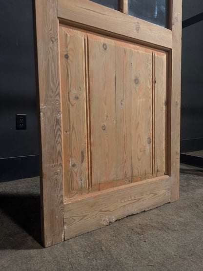 Antique Scalloped Clear Glass Pantry Door - 32x84 - N808