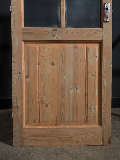 Antique Scalloped Clear Glass Pantry Door - 32x84 - N808