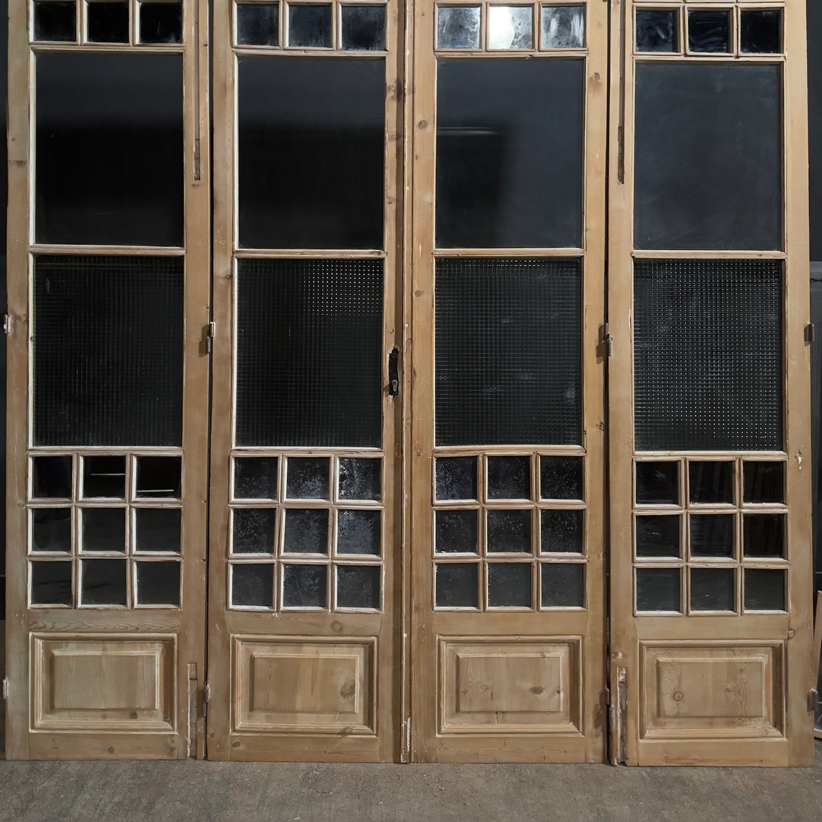 Antique Glass 4 Lite Bi-Fold Doors - 100x95 - N814