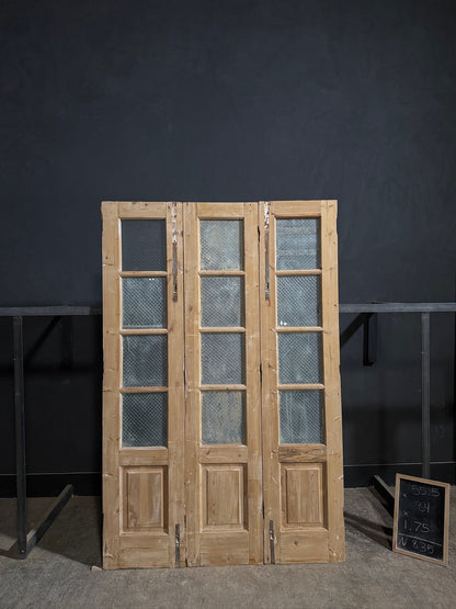 Antique Textured Glass Raised Panel Tri-Fold Doors - 55.5x84 - N835