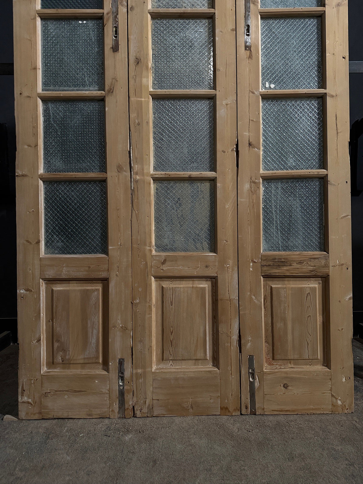 Antique Textured Glass Raised Panel Tri-Fold Doors - 55.5x84 - N835